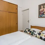 Andelic Apartamento *